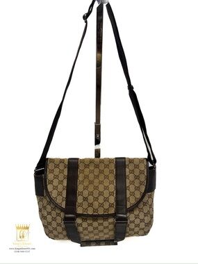 Gucci supreme Messenger Bag